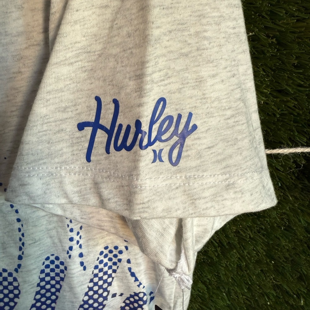 Girl’s Size XL (13-15 years) Hurley T-shirt - Picture 3 of 4
